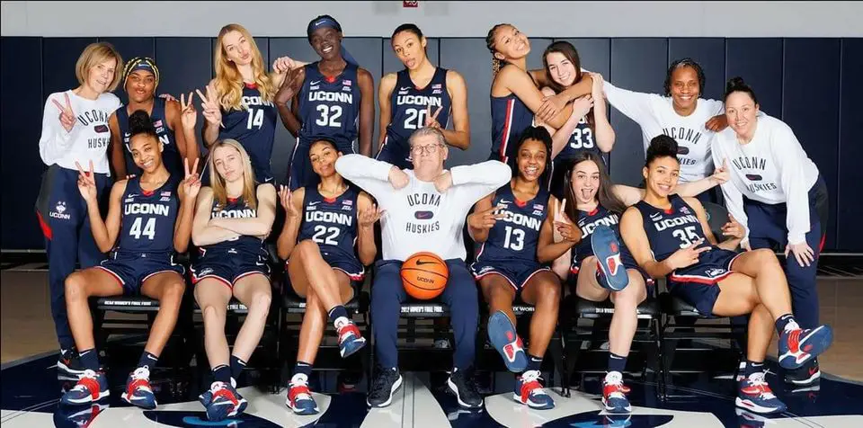 uconn women boneyard